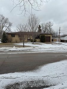 2404 2nd Ave NW, Minot, ND, 58703