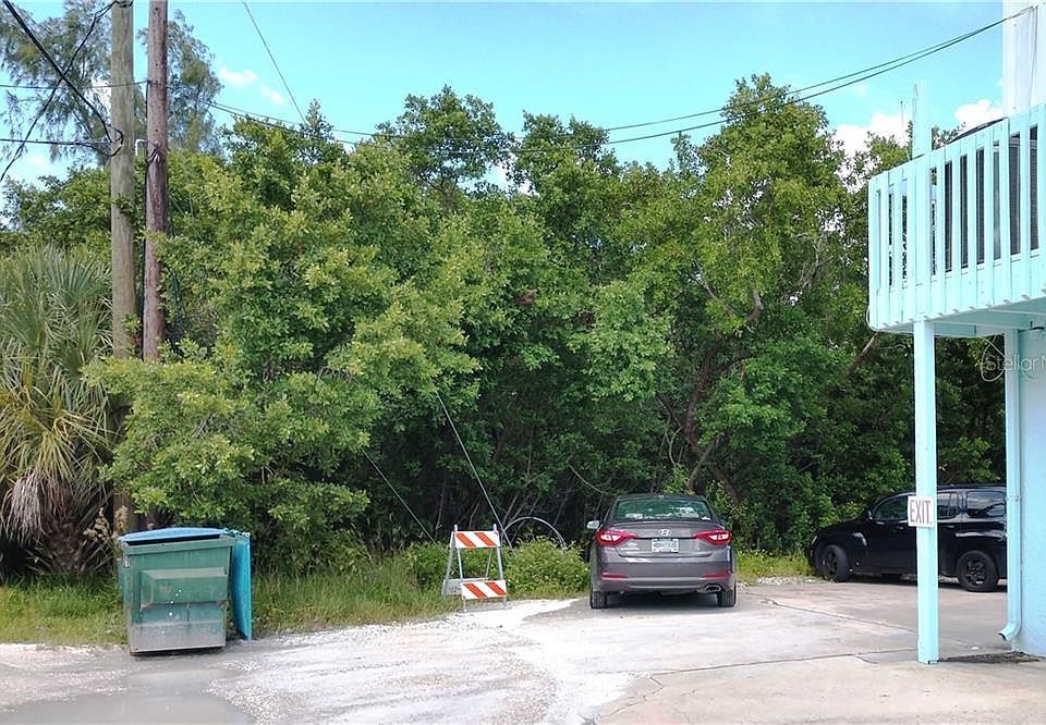 1st image of 204 31st St