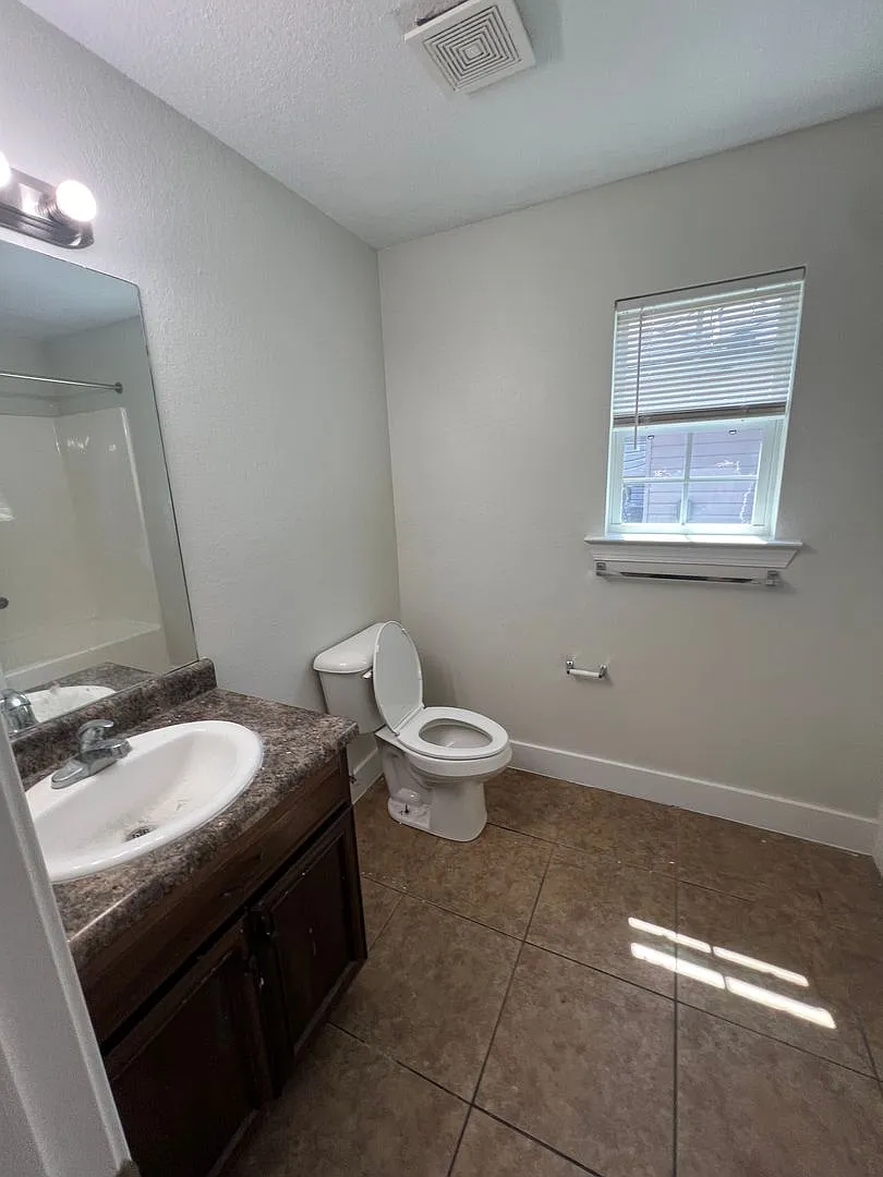 BPP - 4116 Mulligan Manor Lane Apt A — Photo 3