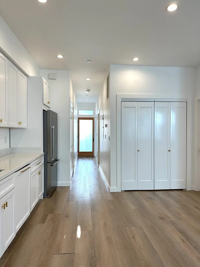 1372 Natoma St - Photo 9