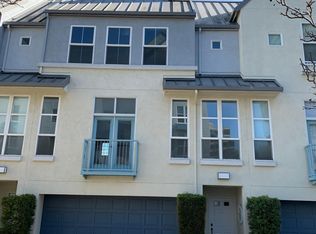 213 Village Ln, Foster City, CA 94404