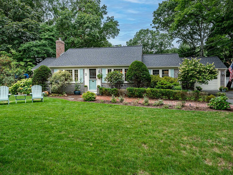 105 Pond Street, South Yarmouth, MA 02664 Zillow