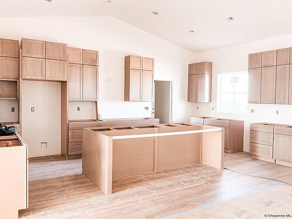2nd image of 4121 Derek Ct