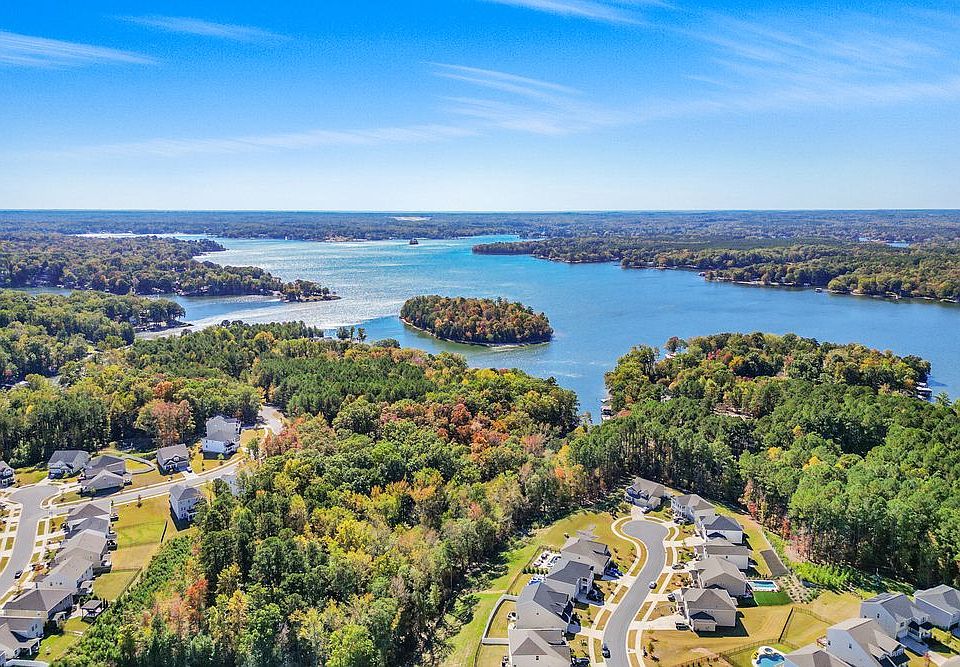 hj-nc-charlotte-the-palisades-17014-landover-...