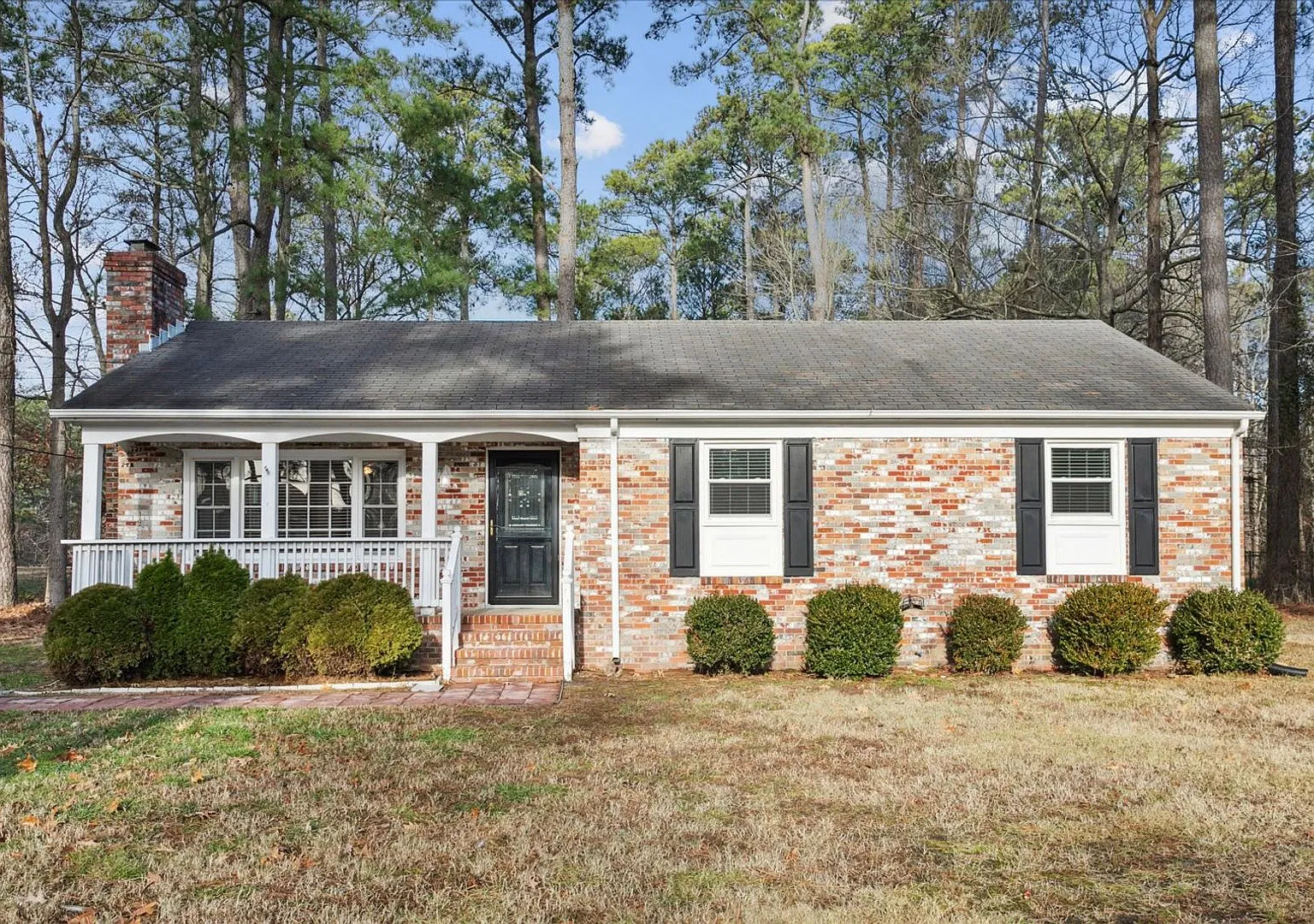 1 Story Brick Rancher in Poquoson — Photo 1