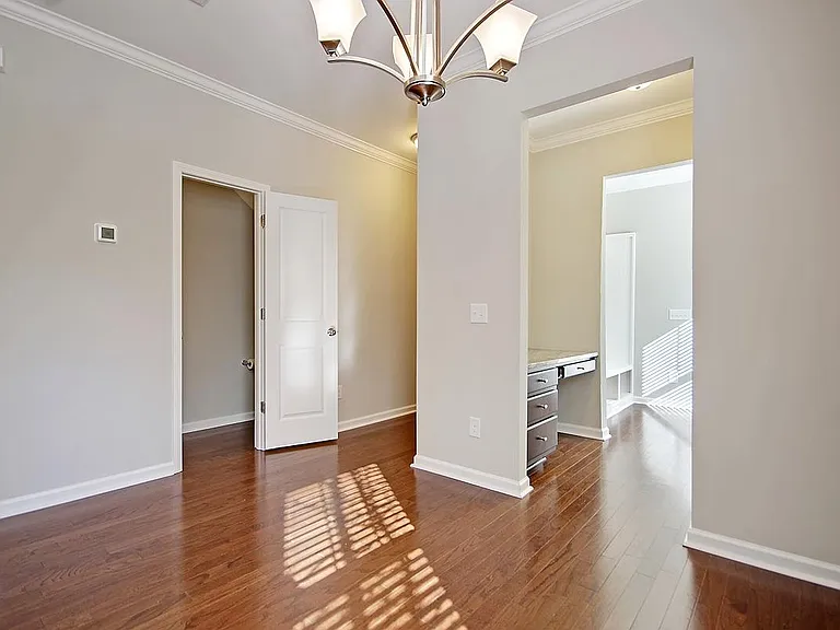 107 Bennett Ln — Photo 9