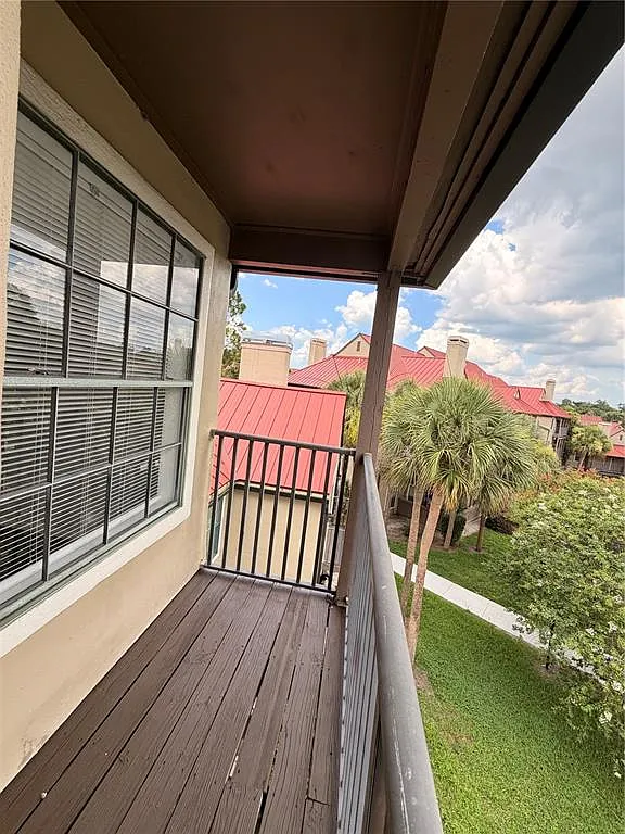 1 bed, 1.0 bath, 674 sqft, $1,330 — Photo 4