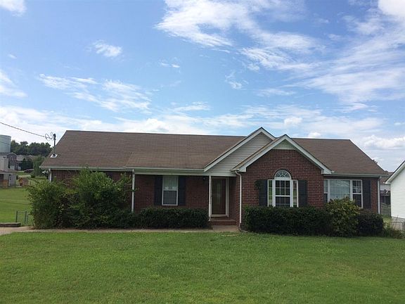 2nd image of 209 Brittany Dr