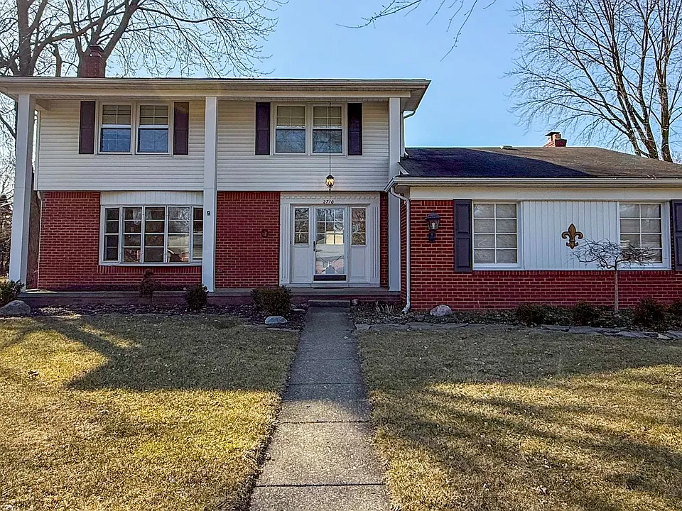 2710 Pendleton Dr