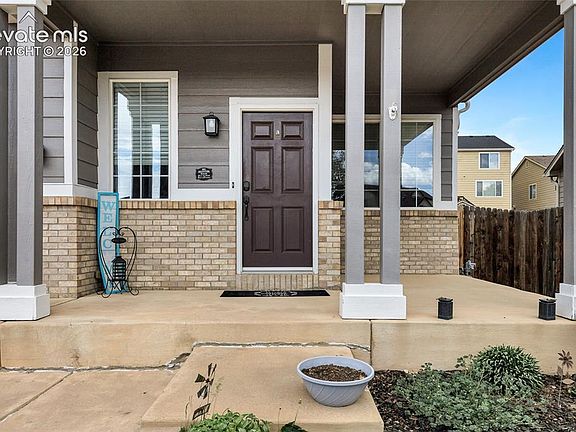 4th image of 4262 Knollvale Dr