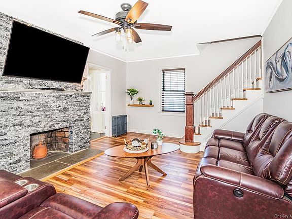 4th image of 263 Roberts Ave