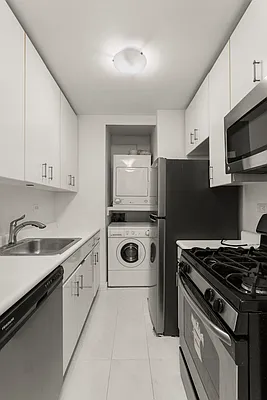 Rented by Compass | media 24