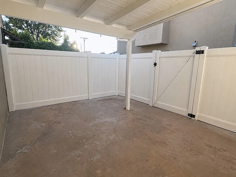 2432 S Primrose Ave #B — Photo 10