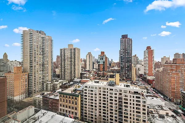 353 East 72nd Street #21A in Lenox Hill, Manhattan | StreetEasy