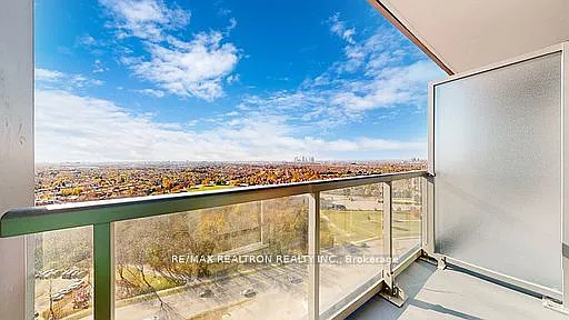 30 Upper Mall Way #A-1903 — Photo 14