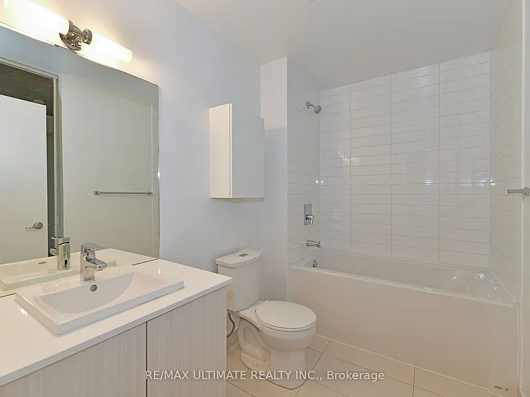 32 Camden St #701 — Photo 12