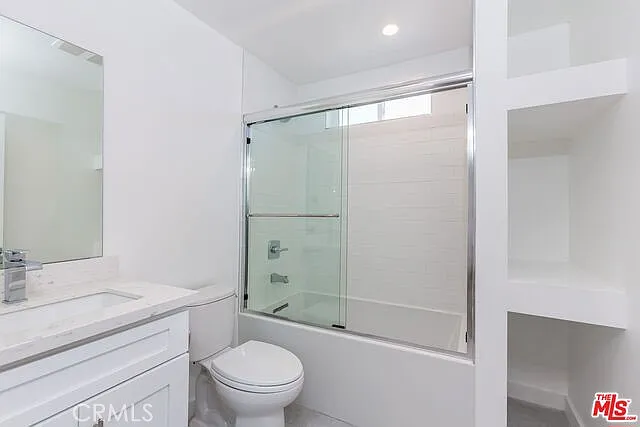 10916 Hesby St — Photo 17