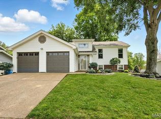 2342 Cedar Dale Ct, Maryland Heights, MO