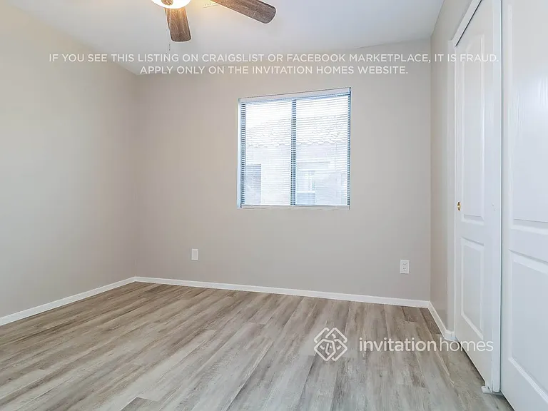 5448 S 237th Ln — Photo 10