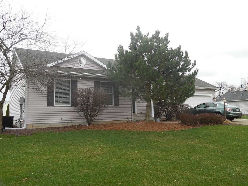 1st image of 55142 Patrician Park Dr