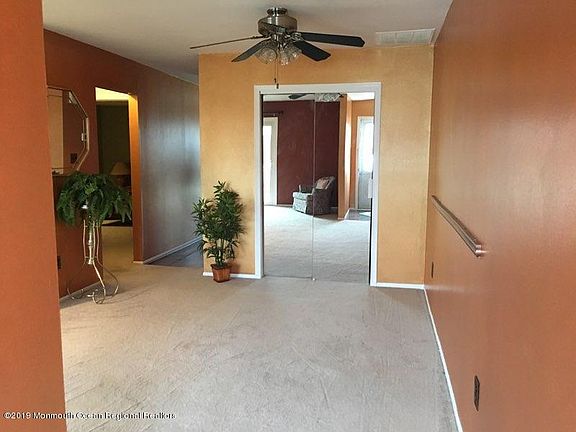 3rd image of 45 Marina Ln #181