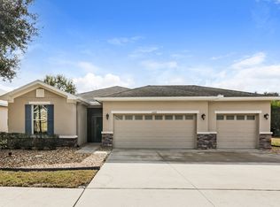 6222 Twin Bridges Dr, Zephyrhills, FL 33541