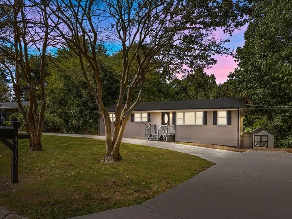 3117 Edgetone Dr, Raleigh, NC 27604