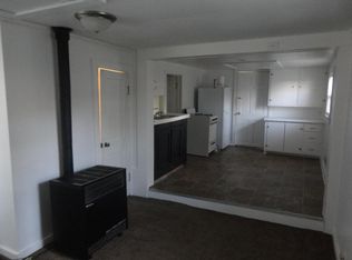 423 1/2 S 3rd St, Douglas, WY 82633
