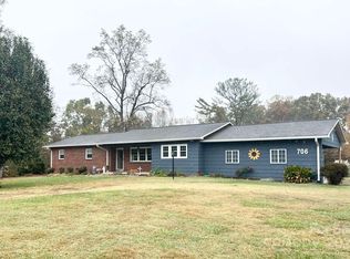 706 Kincaid Cir SW, Lenoir, NC 28645