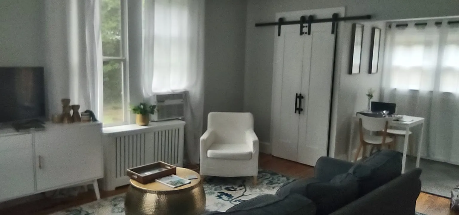 1 bed, $1,600 — Photo 1