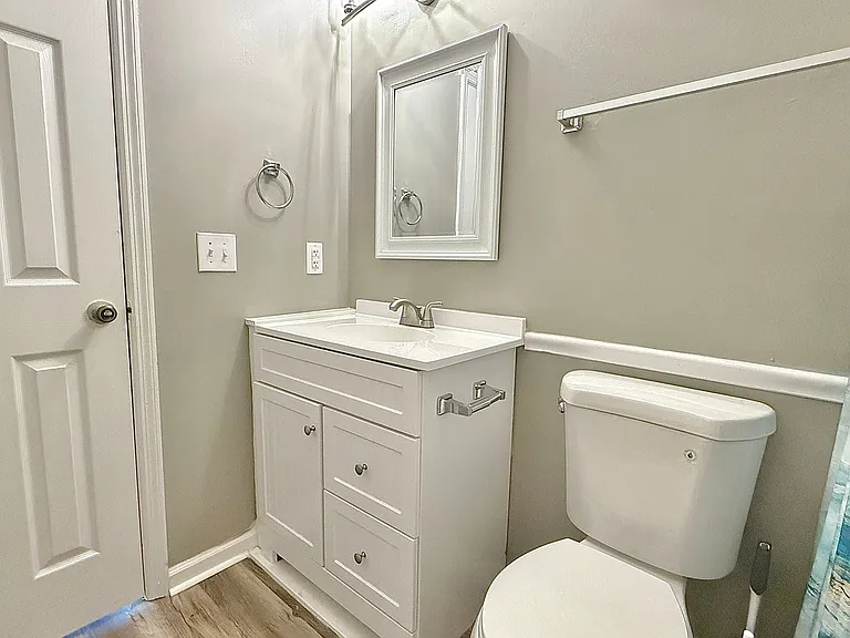 1233 Riyadh Rd — Photo 20