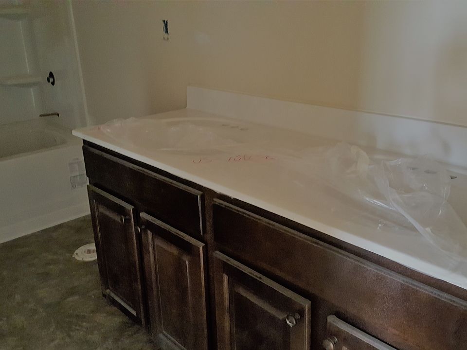 2nd image of 219 Heatherwood Ln