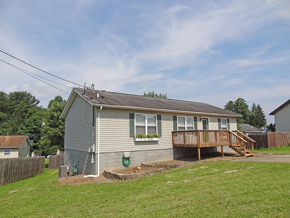 1st image of 5018 Riverwood Cir