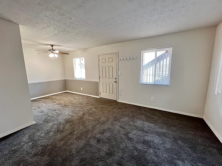 Glenview Apartments — Photo 43