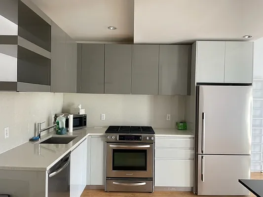 Rented by New York Zone Property Management LLC | media 14