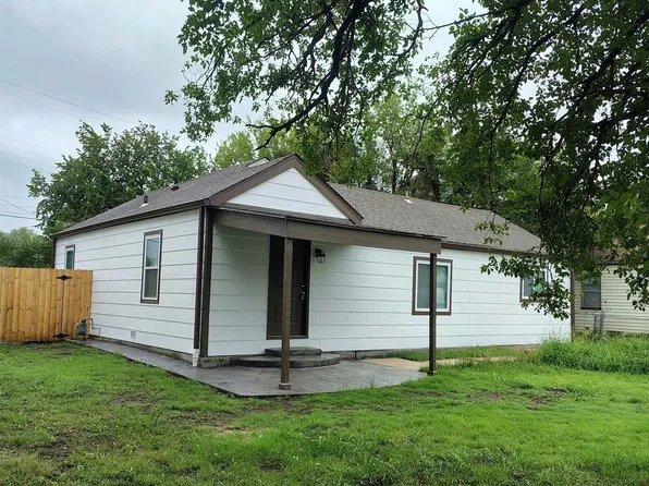 2302 E Mossman Ave, Wichita, KS 67214