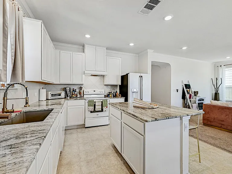 6316 Wagon Spring St — Photo 9