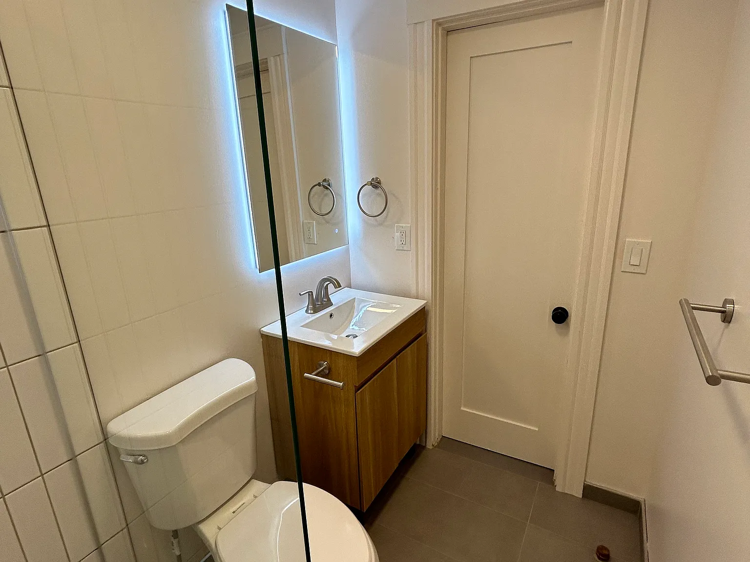 2 bed, 950 sqft, $1,700 — Photo 3