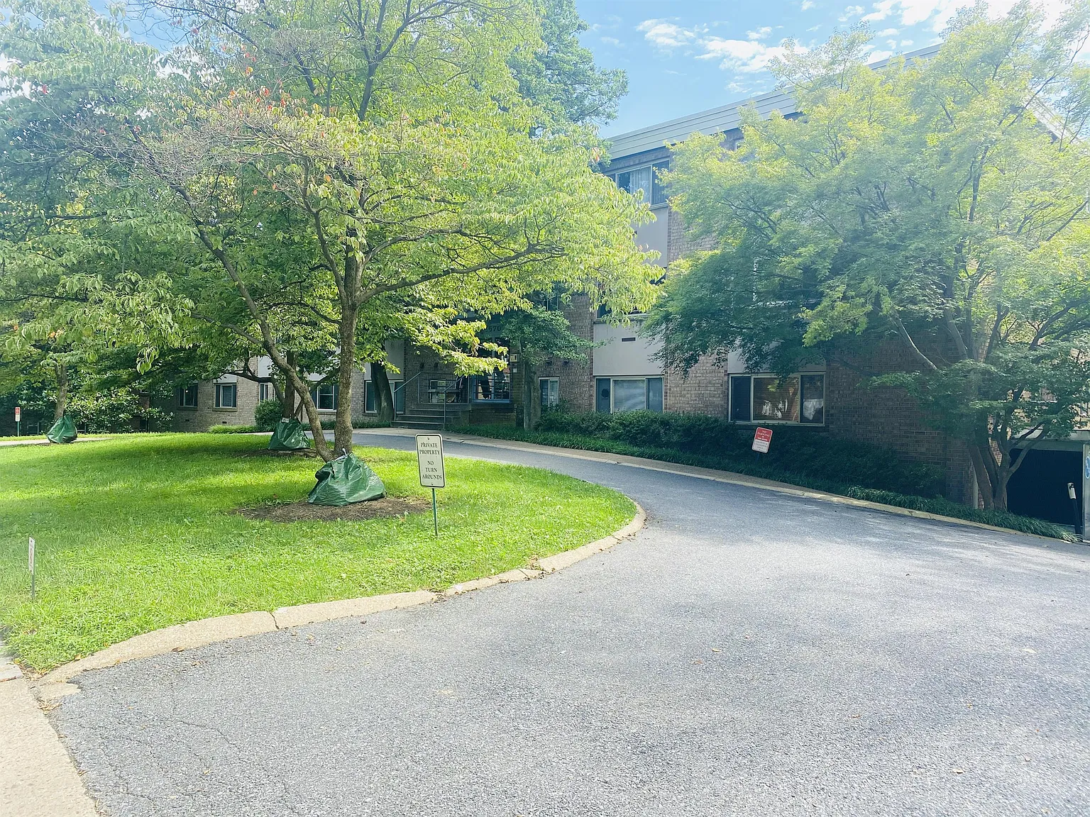 4570 Macarthur Blvd NW APT T1 photo 1