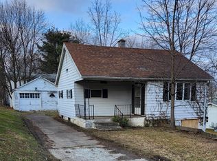 262 W 11th St, Elmira, NY 14903
