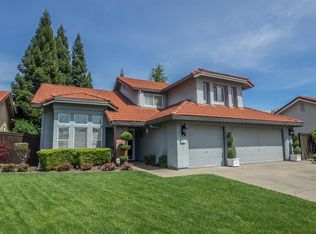102 Durbain Ct, Folsom, CA 95630