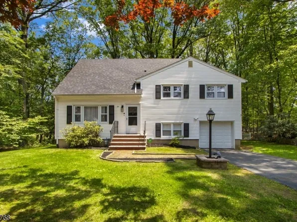 25 Foxcroft Rd, Parsippany-Troy Hills Twp., NJ 07834