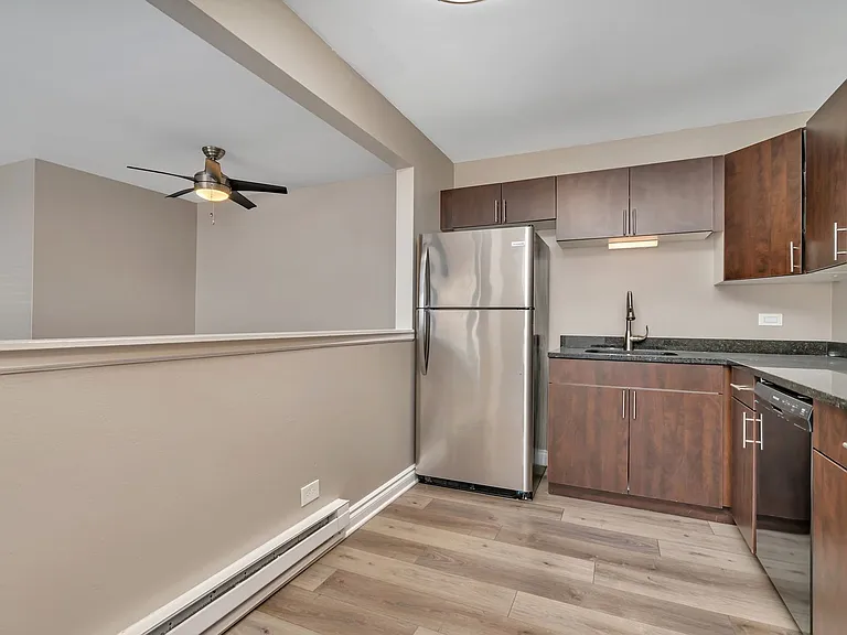 Iron Gate Apartments — Photo 61