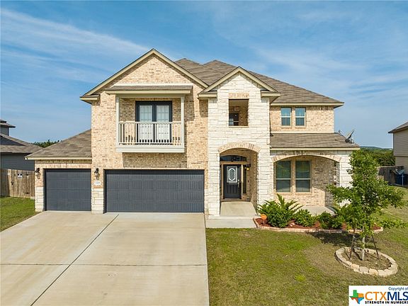2nd image of 1221 Hogg Ct