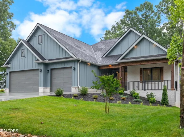 208 Ootsima Way #16, Loudon, TN 37774
