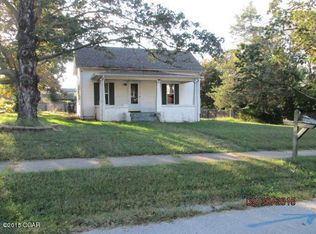 904 Randolph St, Neosho, MO 64850