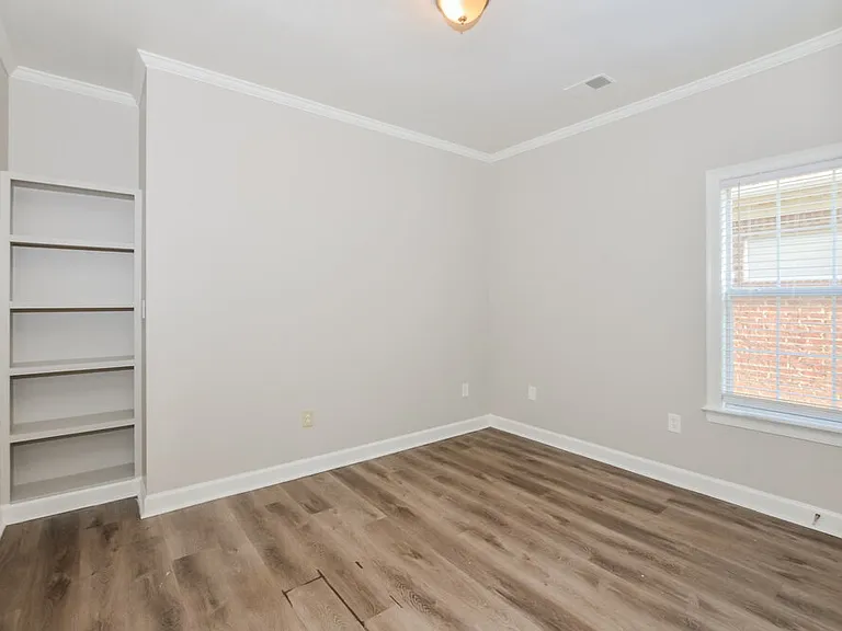 4508 Westminister Cir — Photo 13