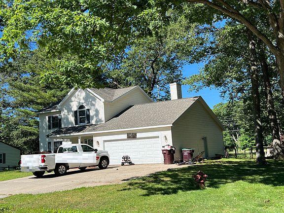 2nd image of 2137 S Dangl Rd