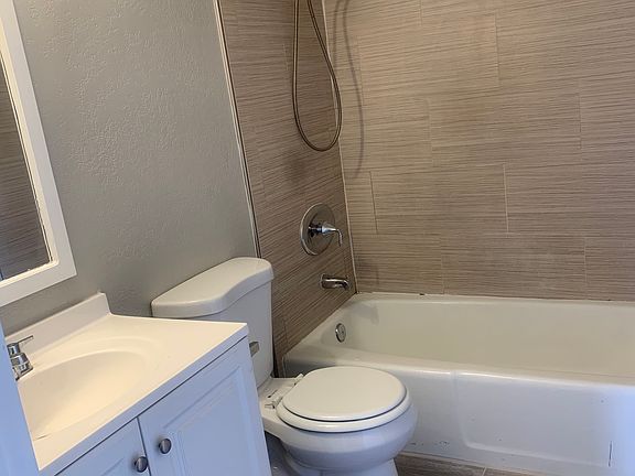 5th image of 17 E Ruth Ave Unit 206