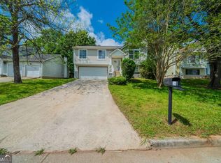 6082 Raintree Bnd, Lithonia, GA 30058